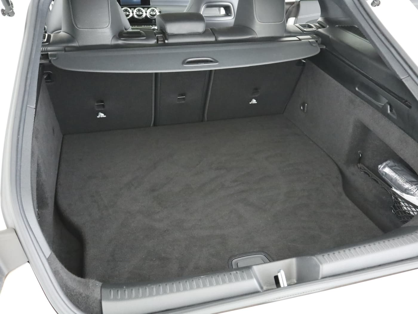 Mercedes-Benz CLA 250 e SB Bild 23