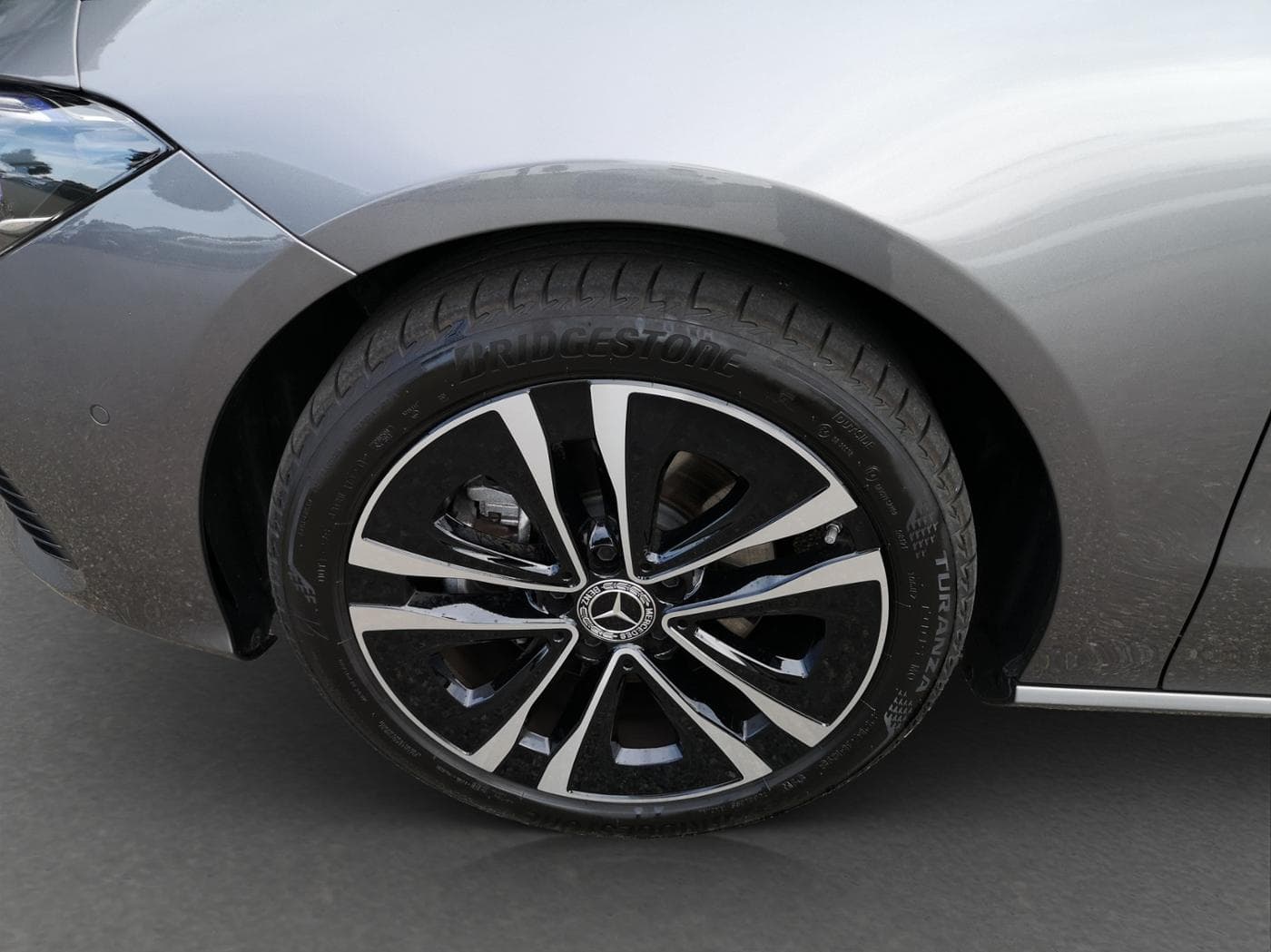 Mercedes-Benz CLA 180 SB Bild 18