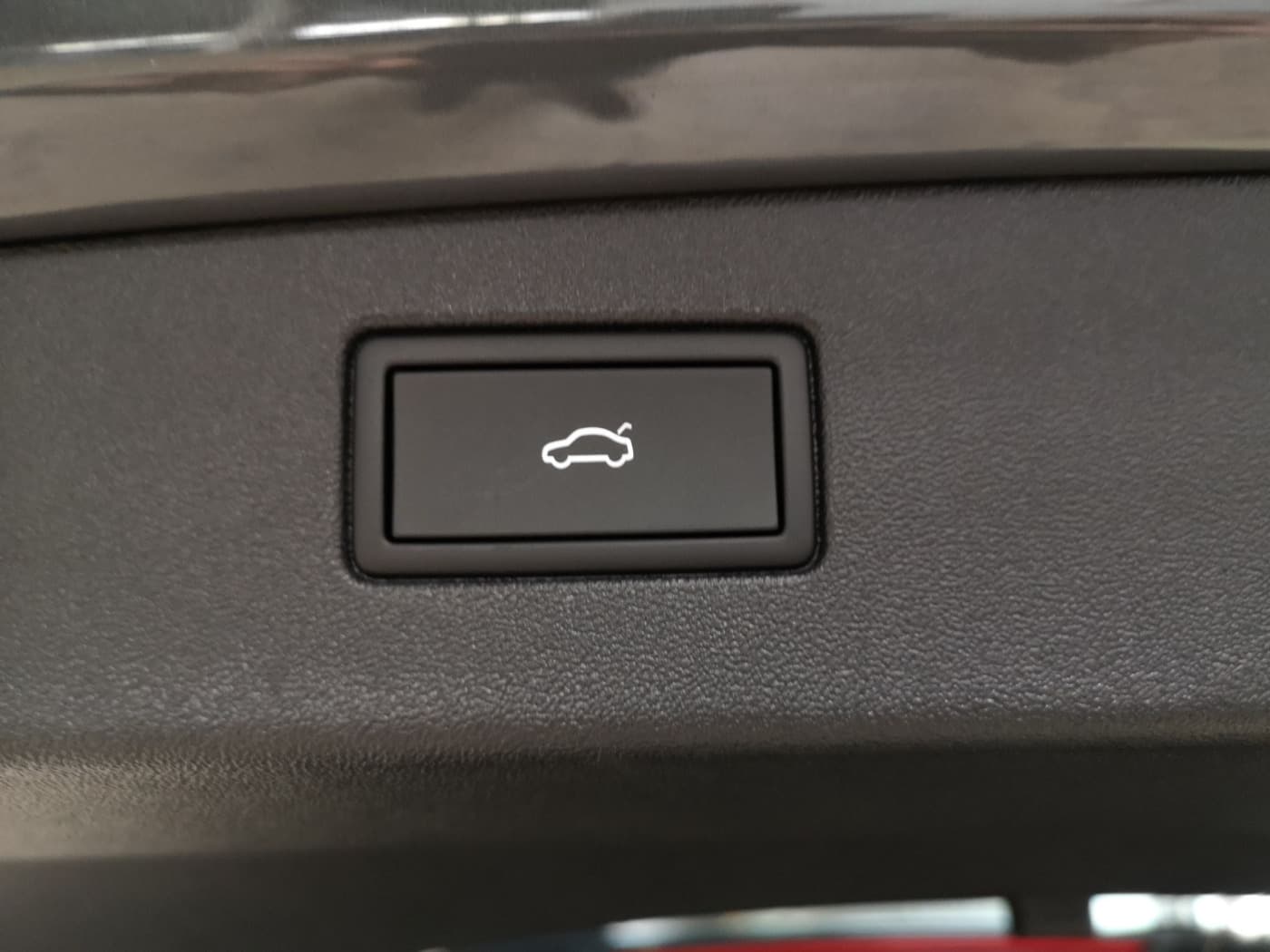 Volkswagen Tiguan R-Line 2.0 l TDI 4MOTION DSG Bild 27