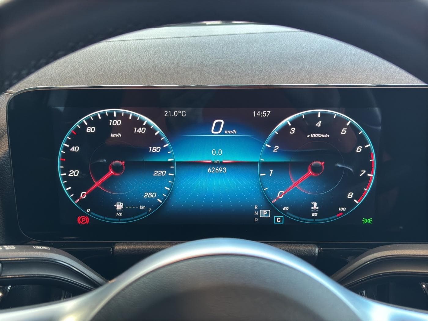 Mercedes-Benz B 180 Bild 11