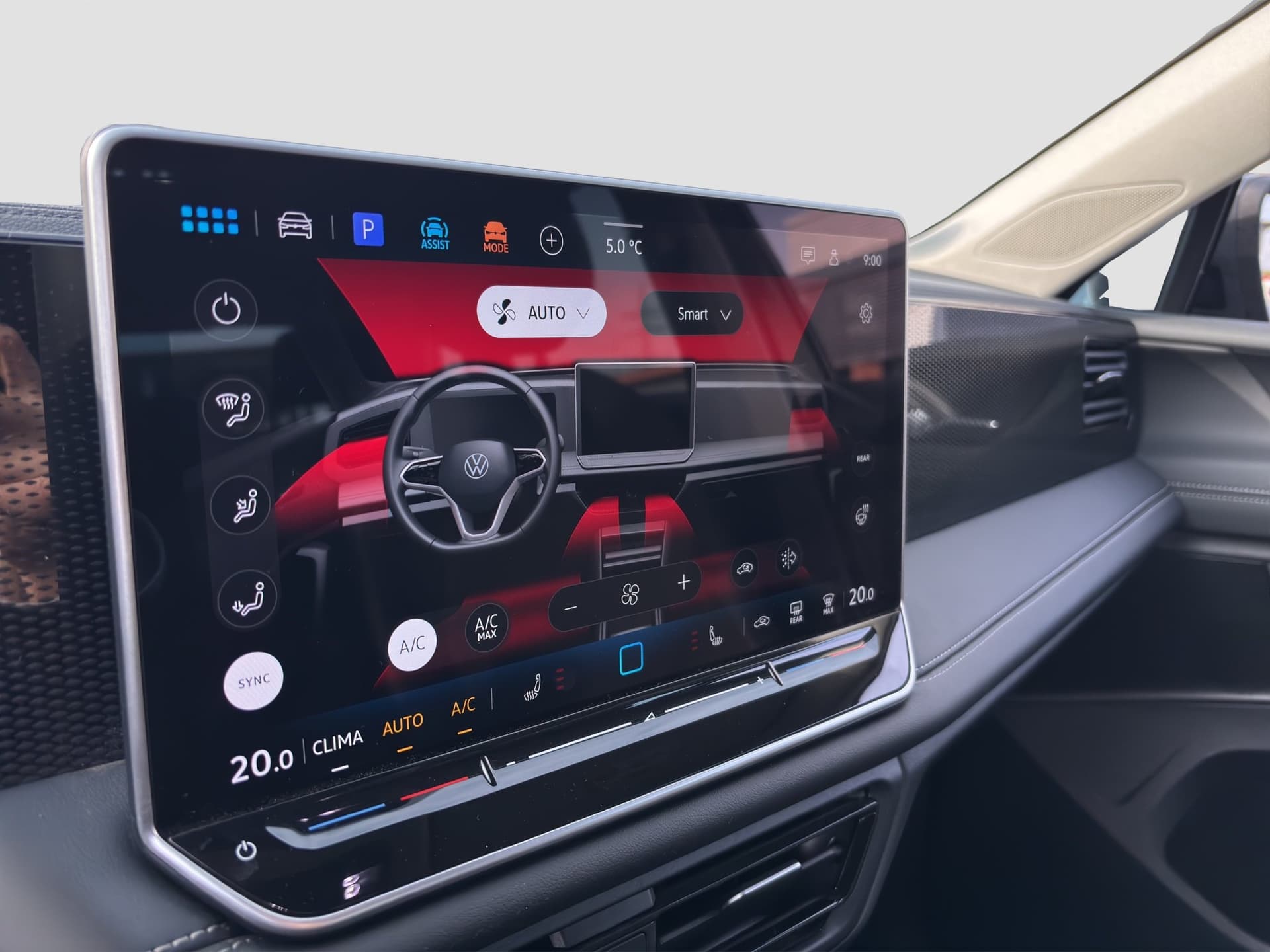 Volkswagen Tiguan Life 2.0 TDI DSG 193 PS AHK ACC Kamera Bild 12