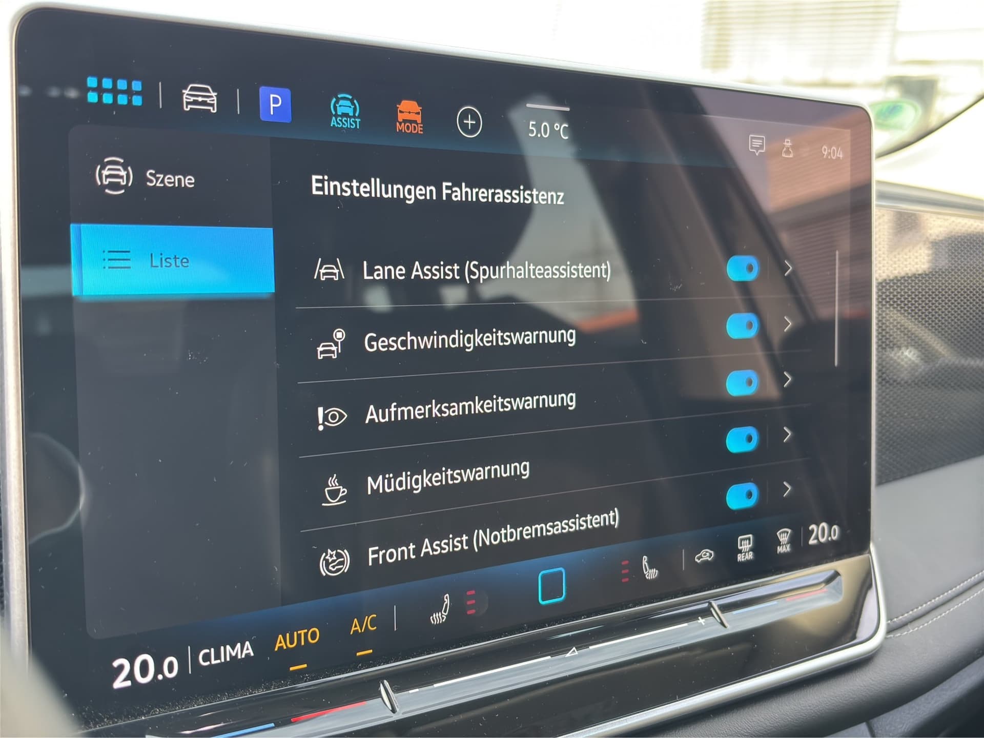 Volkswagen Tiguan Life 2.0 TDI DSG 193 PS AHK ACC Kamera Bild 21