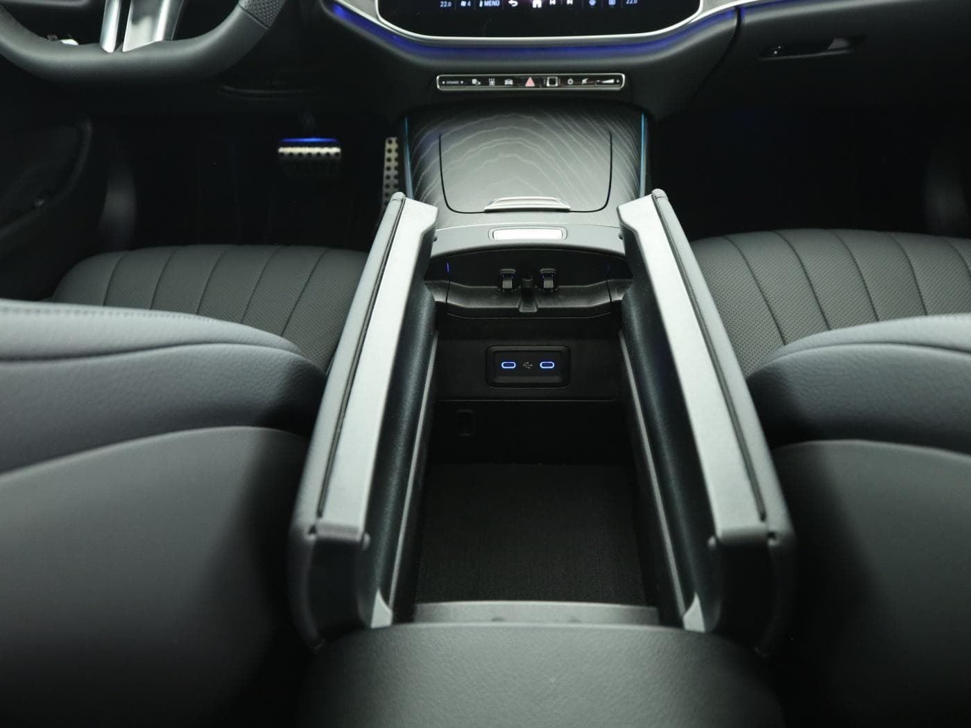 Mercedes-Benz E 450 d 4MATIC T-Modell Bild 25