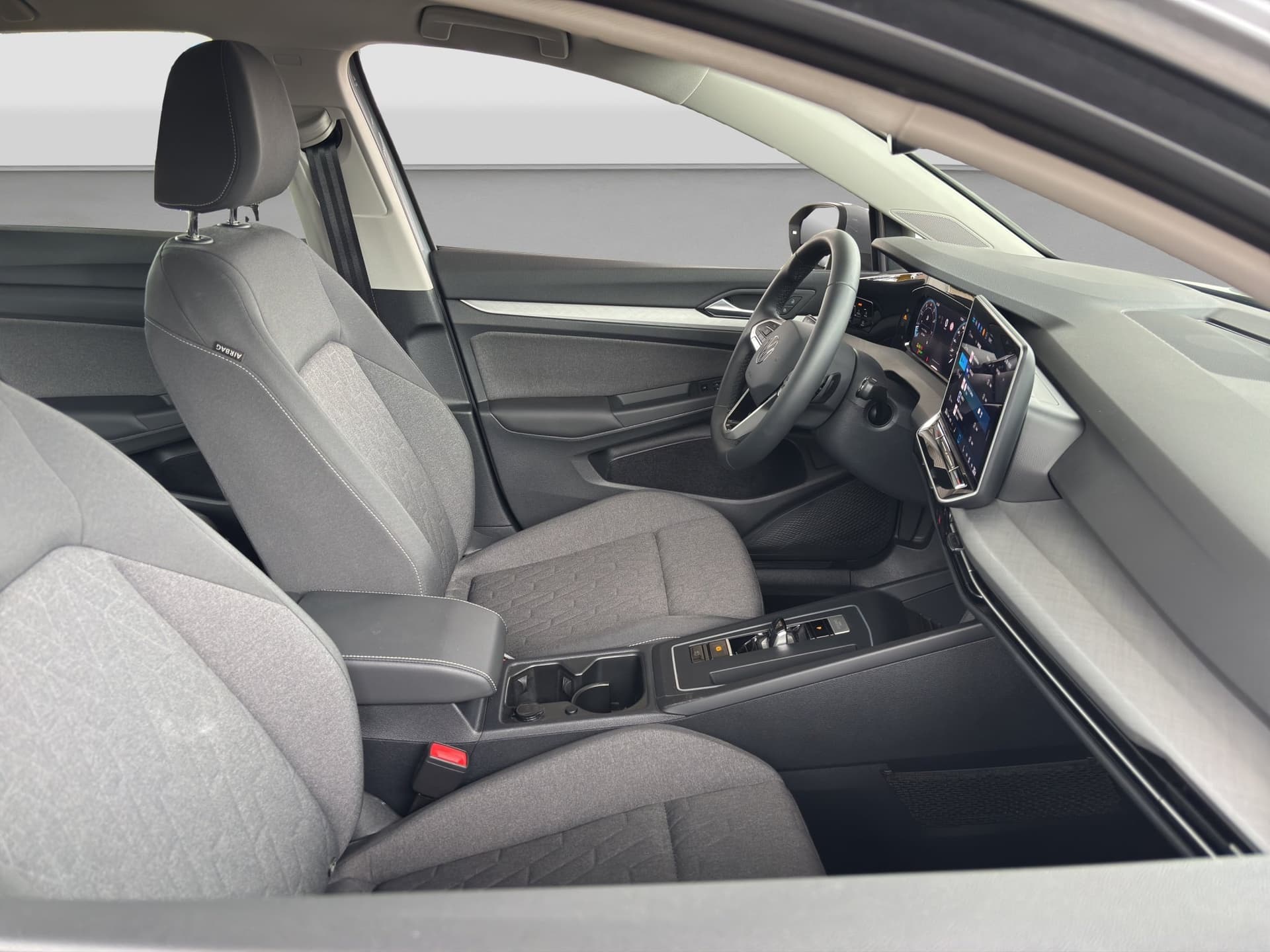 Volkswagen Golf Life 1.5 eTSI 115 PS Automatik Anhängerkupplung App-Connect Bild 13