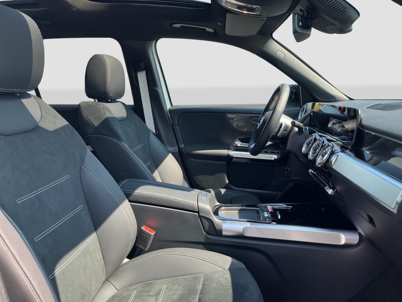 Mercedes-Benz GLB 200 Bild 14