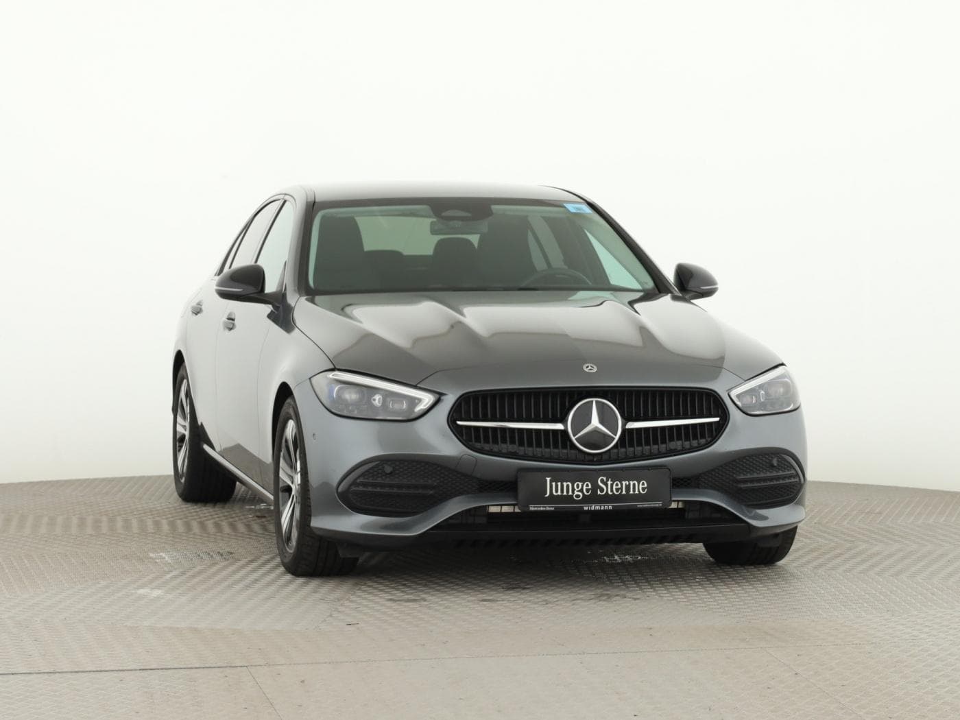 Mercedes-Benz C 180 Bild 3