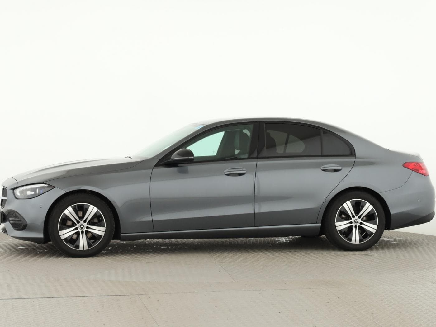 Mercedes-Benz C 180 Bild 7