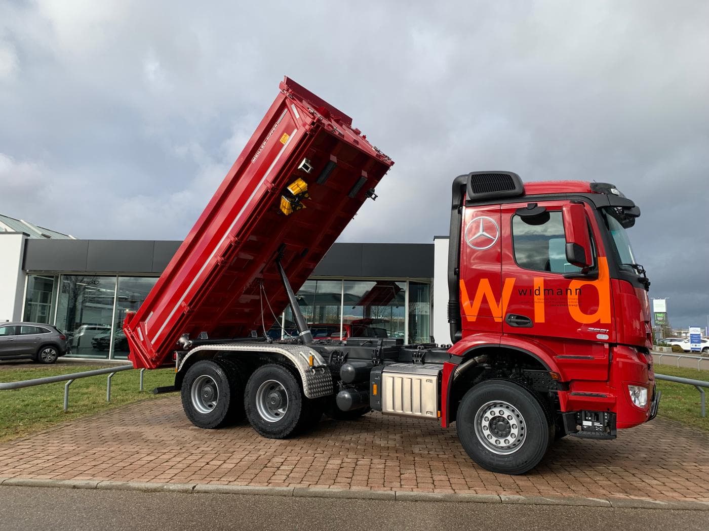 Mercedes-Benz Arocs 2651 K Dreiseitenkipper Meiller Bild 8
