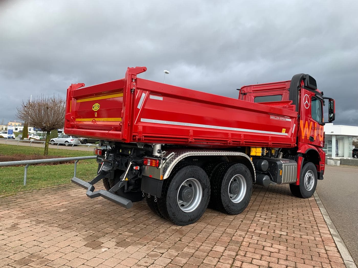 Mercedes-Benz Arocs 2651 K Dreiseitenkipper Meiller Bild 9