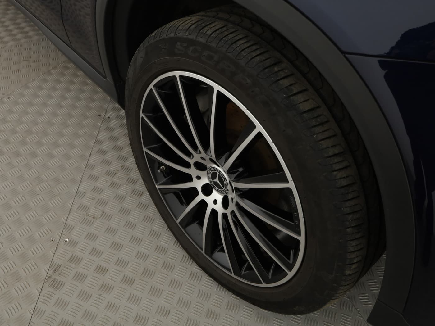 Mercedes-Benz GLC 300 de 4M Bild 21