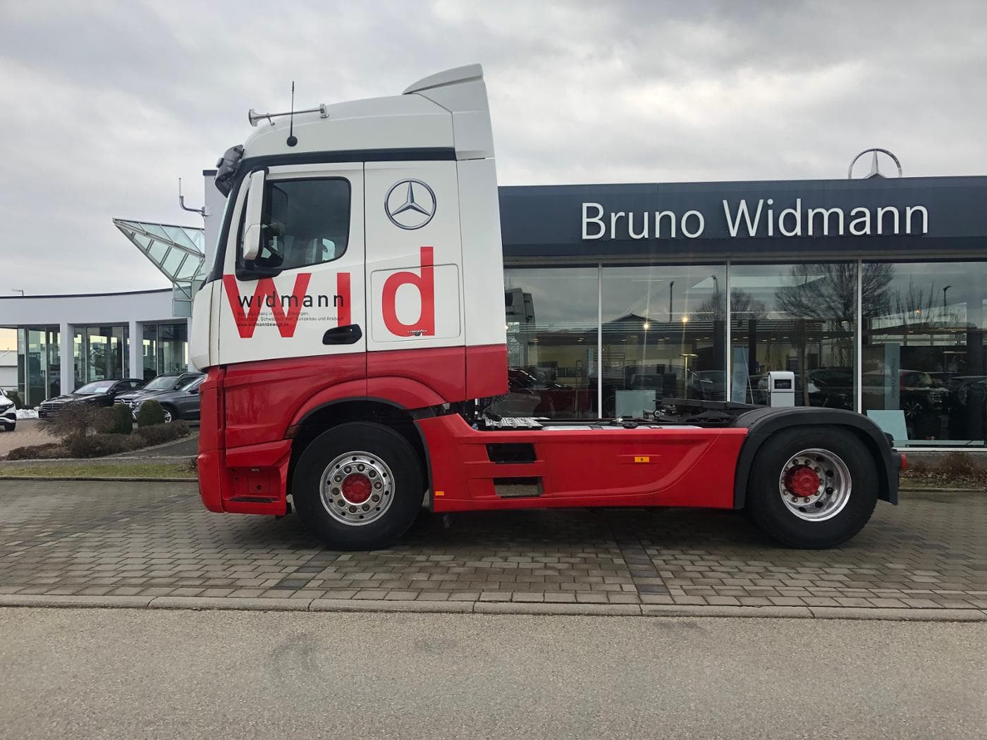 Mercedes-Benz Actros 1846 LS Schubbodenhydraulik mit Leckölleitung Bild 3