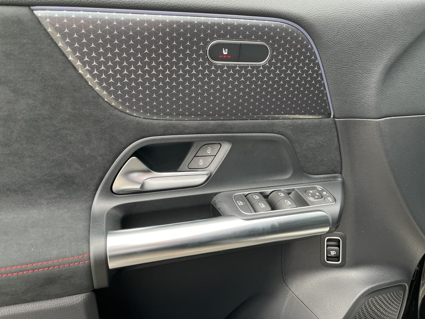 Mercedes-Benz GLA 180 Bild 19