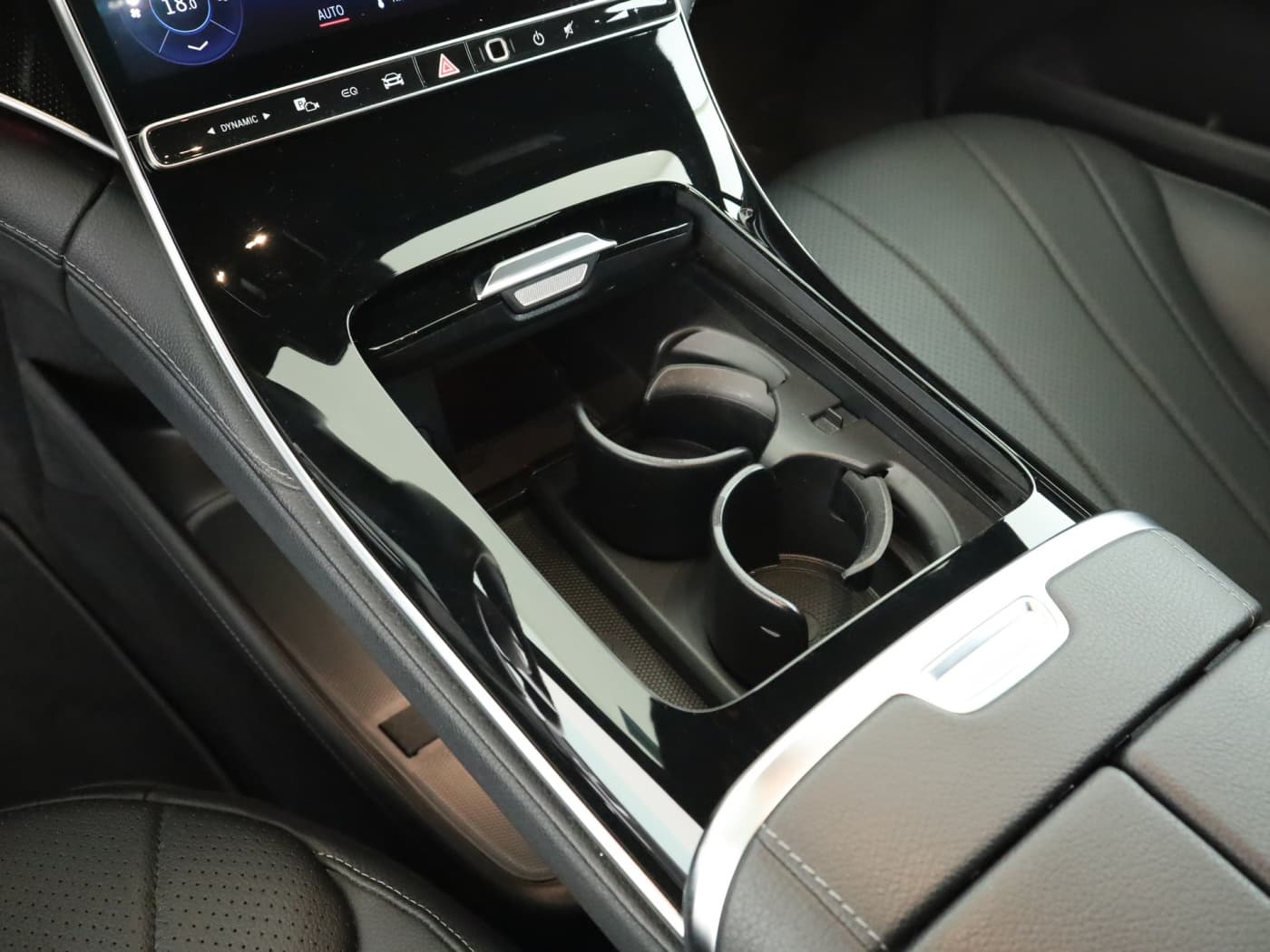 Mercedes-Benz EQE 350 Bild 15