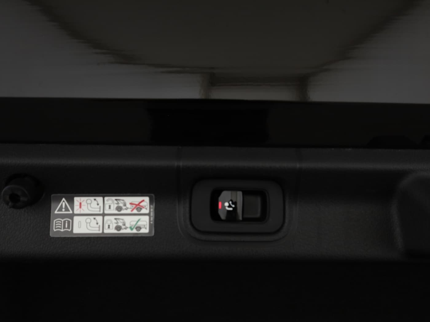 Mercedes-Benz EQE 350 Bild 25