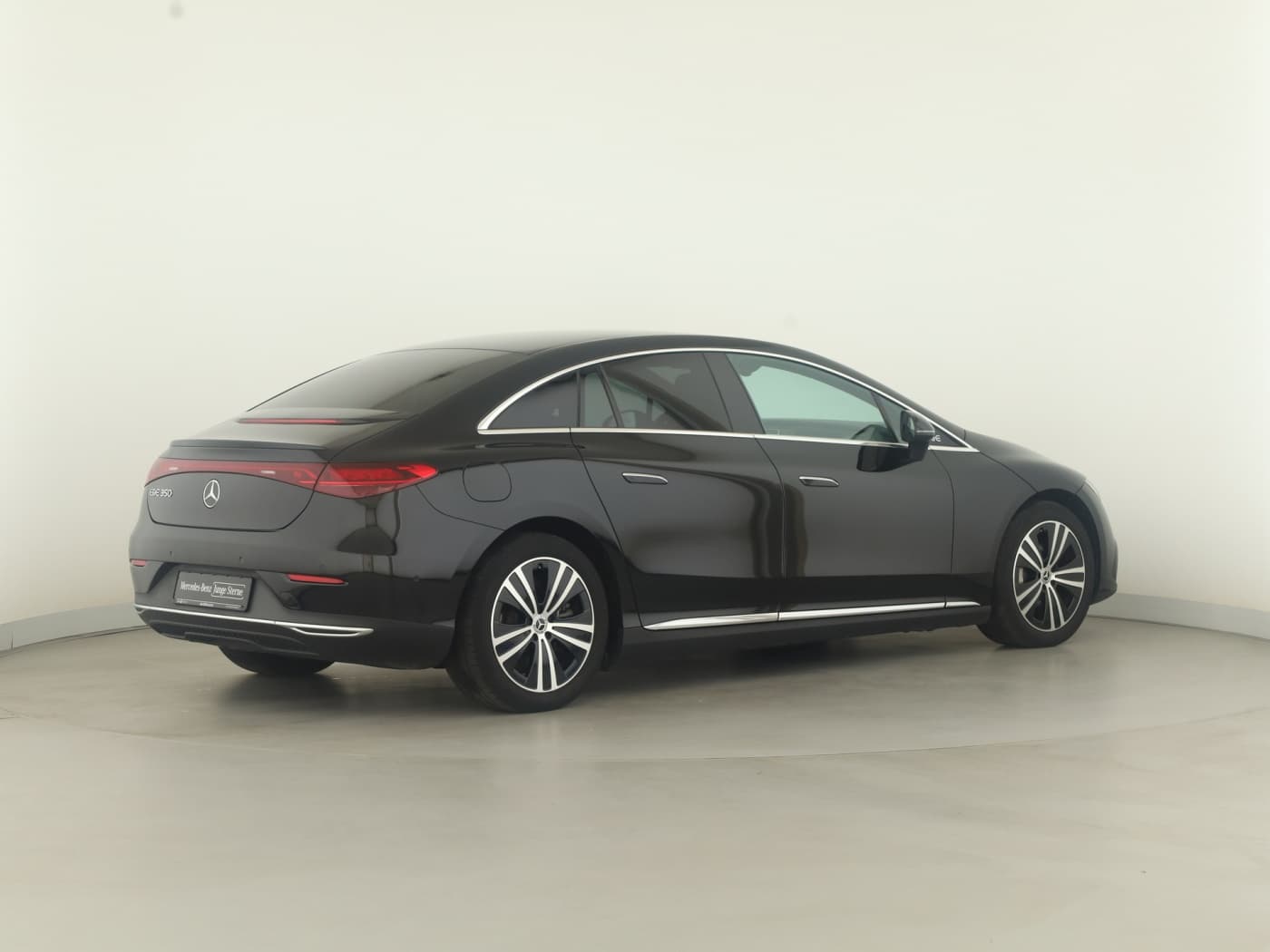 Mercedes-Benz EQE 350 Bild 6