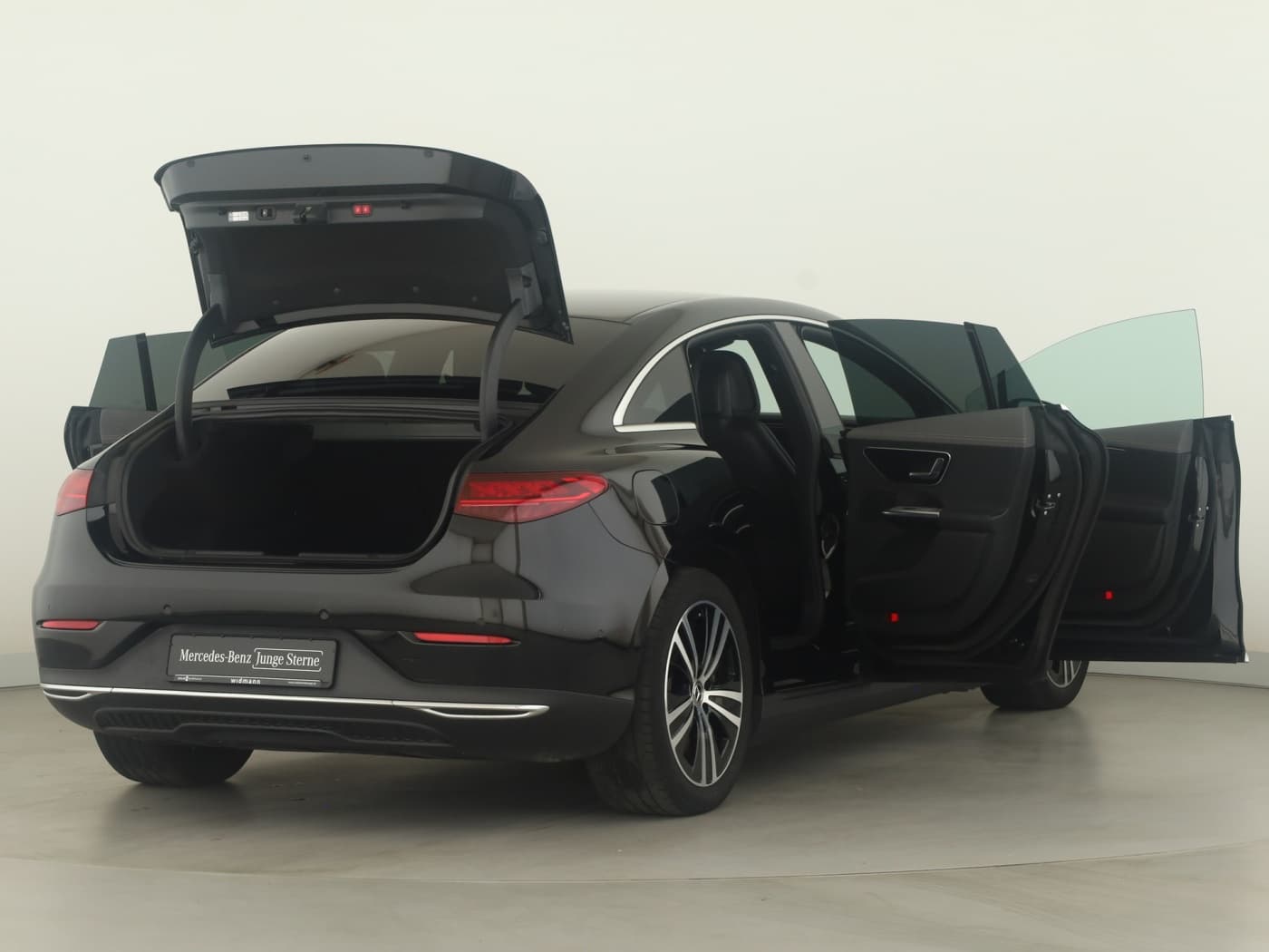 Mercedes-Benz EQE 350 Bild 9