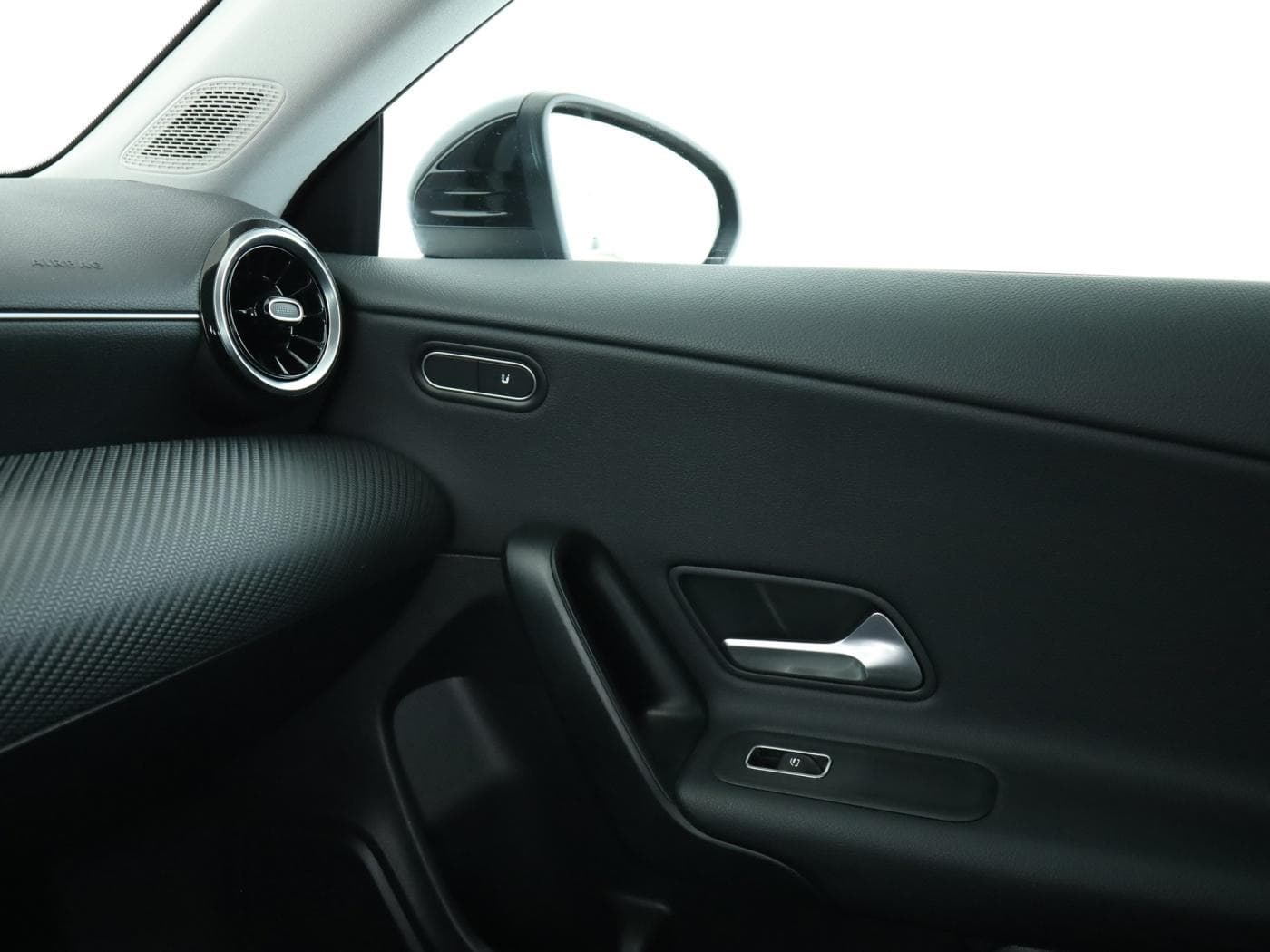 Mercedes-Benz CLA 250 e SB Bild 16