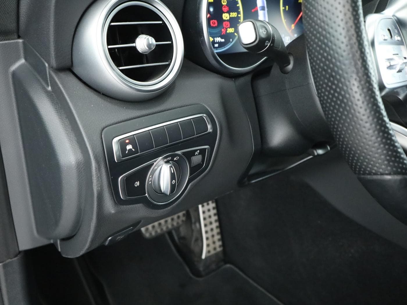 Mercedes-Benz C 220 d 4M Coup Bild 26