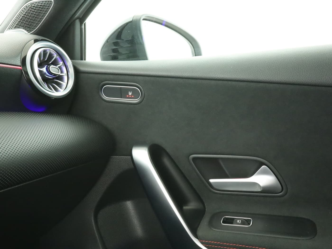 Mercedes-Benz A 35 AMG 4M Lim Bild 16