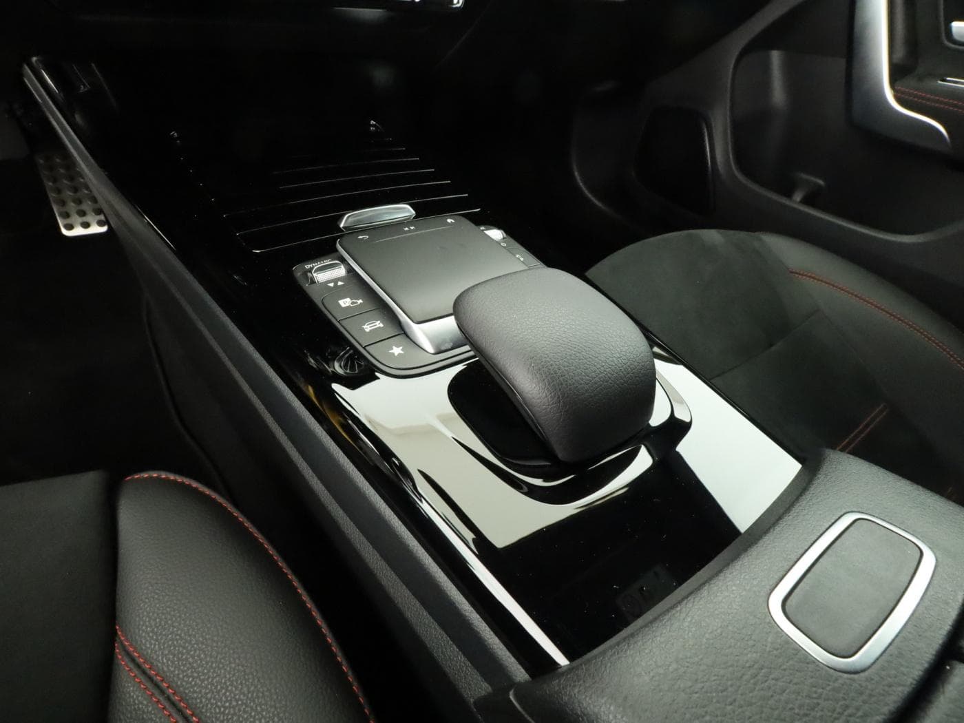 Mercedes-Benz CLA 250 e SB Bild 15