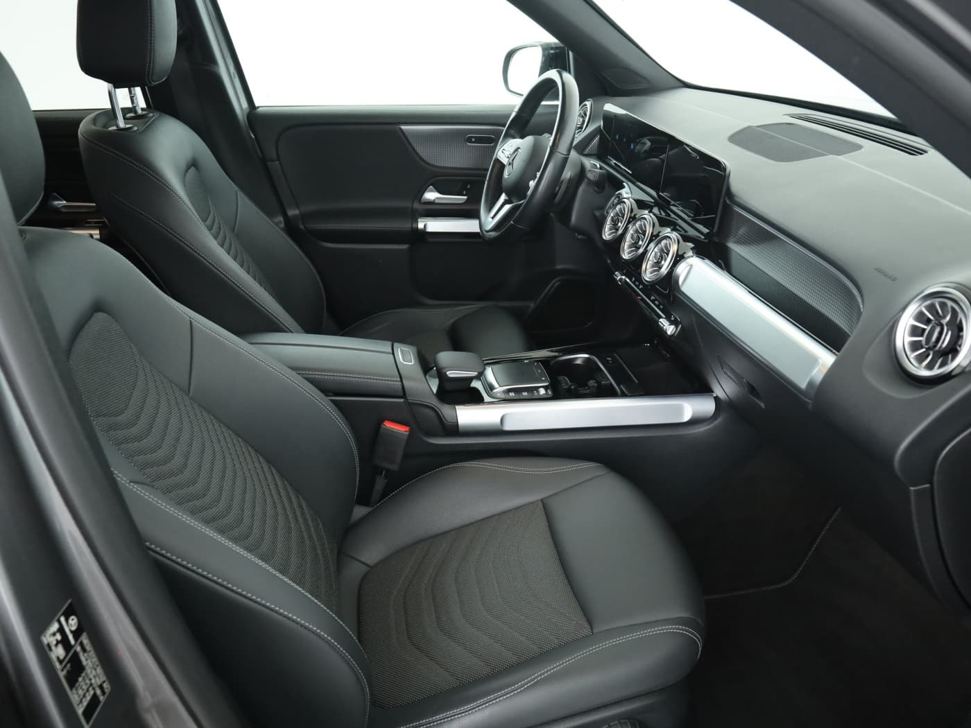 Mercedes-Benz GLB 220 d Bild 17