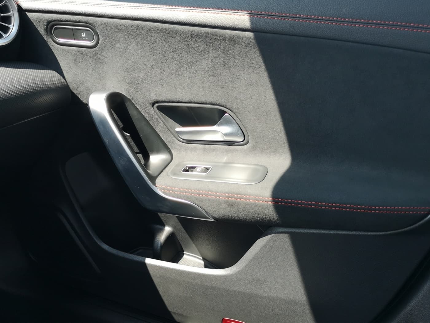 Mercedes-Benz CLA 250 Bild 14
