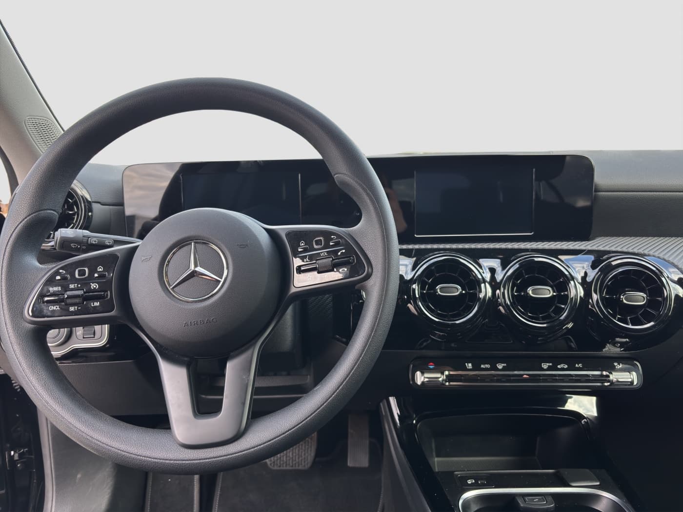 Mercedes-Benz A 180 d Bild 9