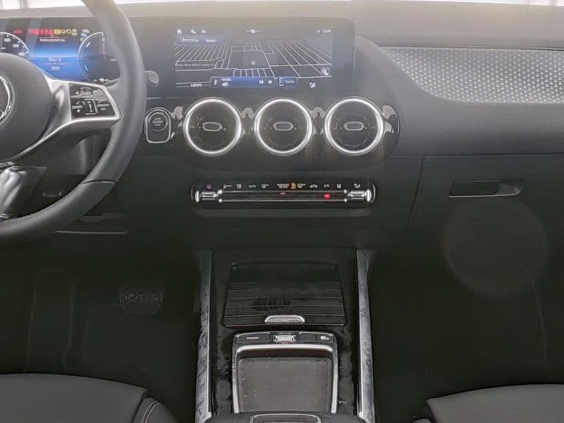 Mercedes-Benz B 250 e Bild 5