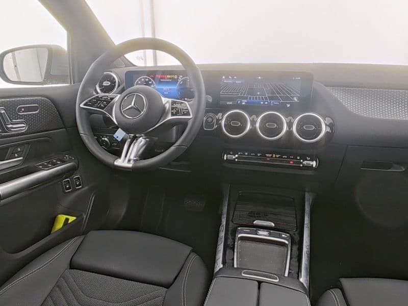 Mercedes-Benz B 250 e Bild 6