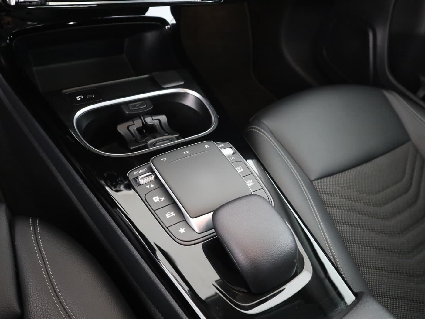 Mercedes-Benz A 250 e Bild 15