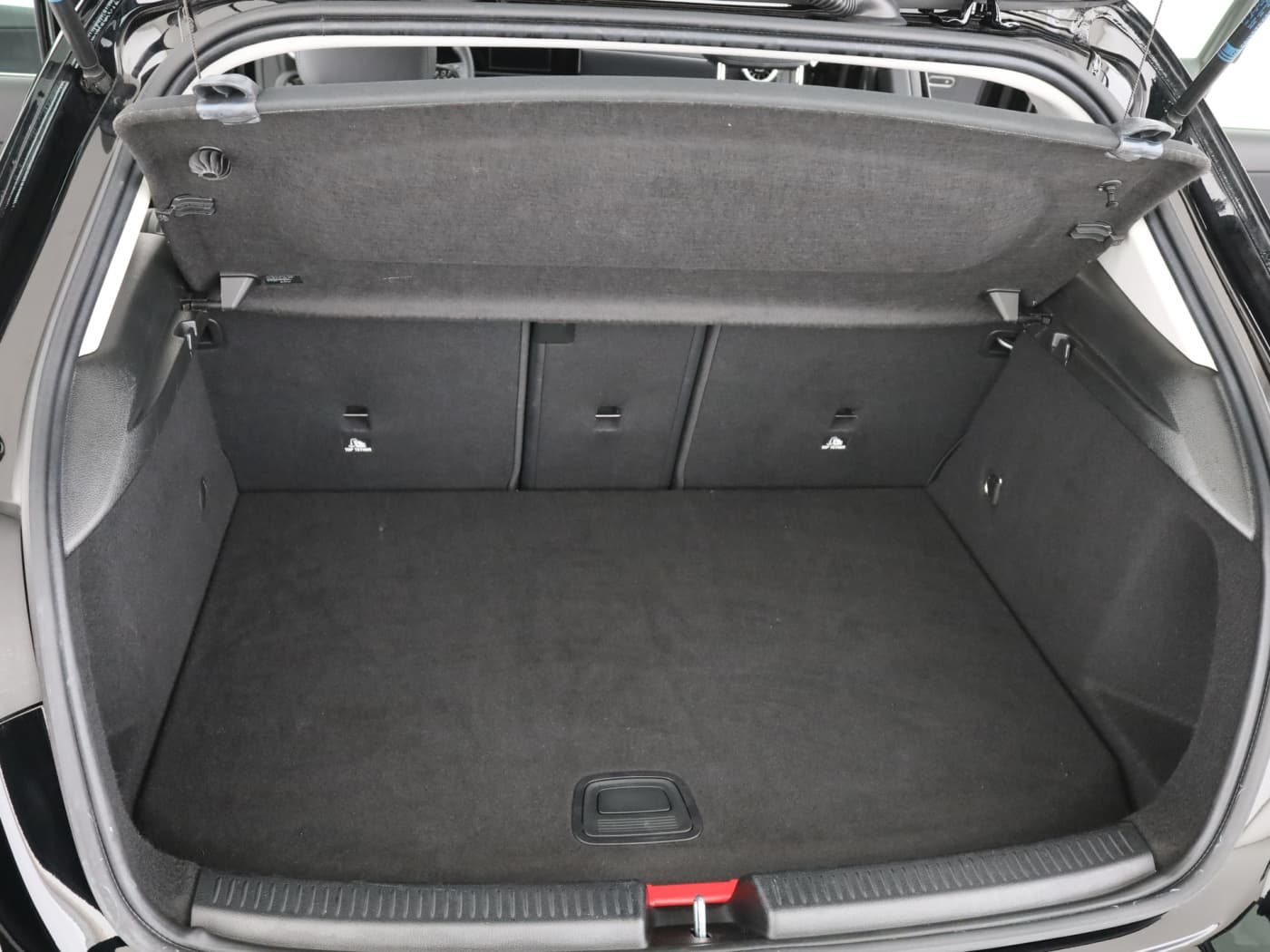 Mercedes-Benz A 250 e Bild 22