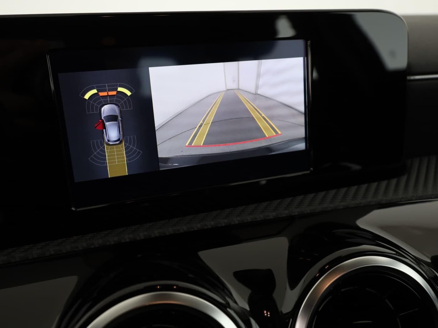 Mercedes-Benz A 250 e Bild 24