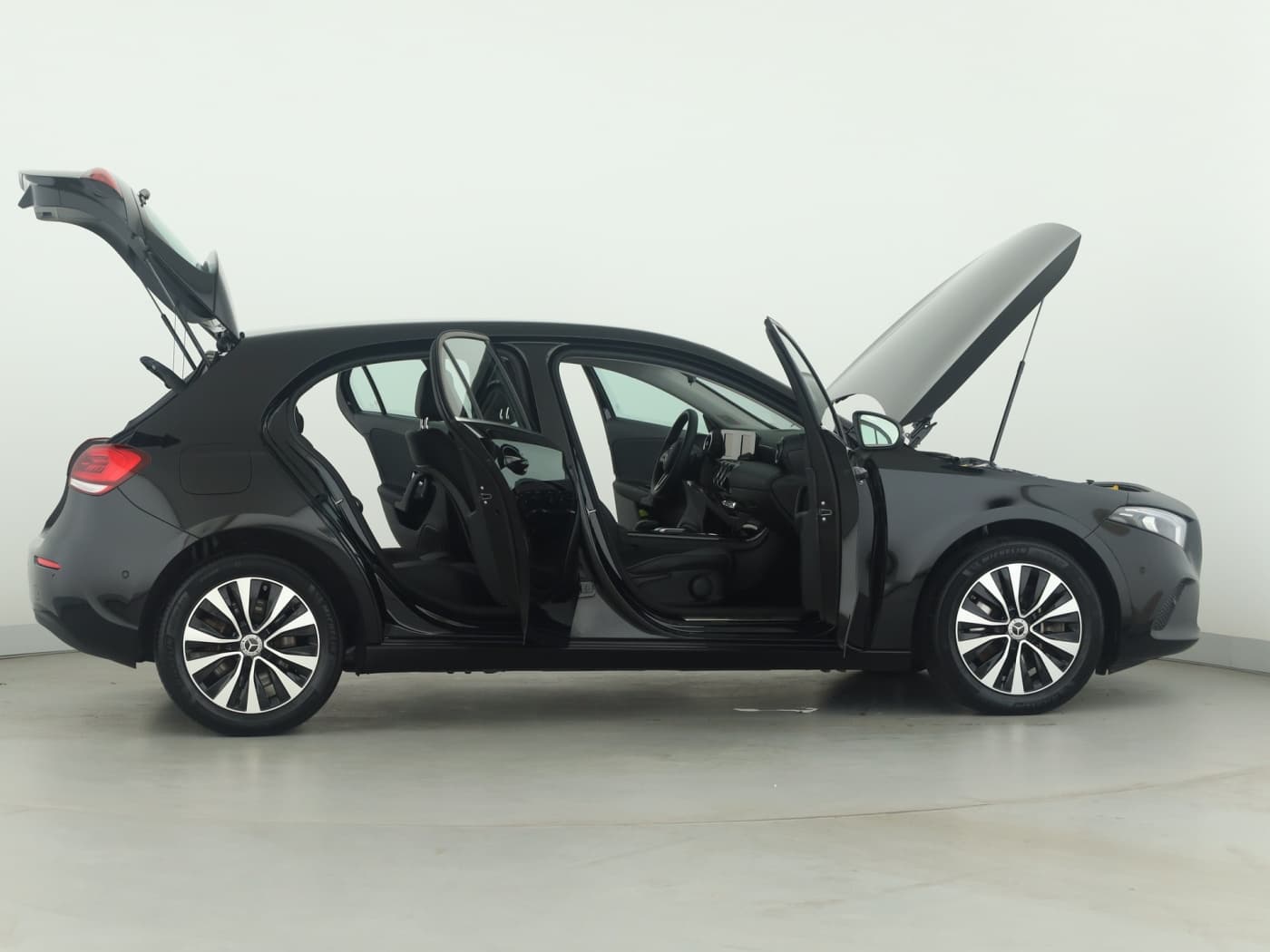 Mercedes-Benz A 250 e Bild 8