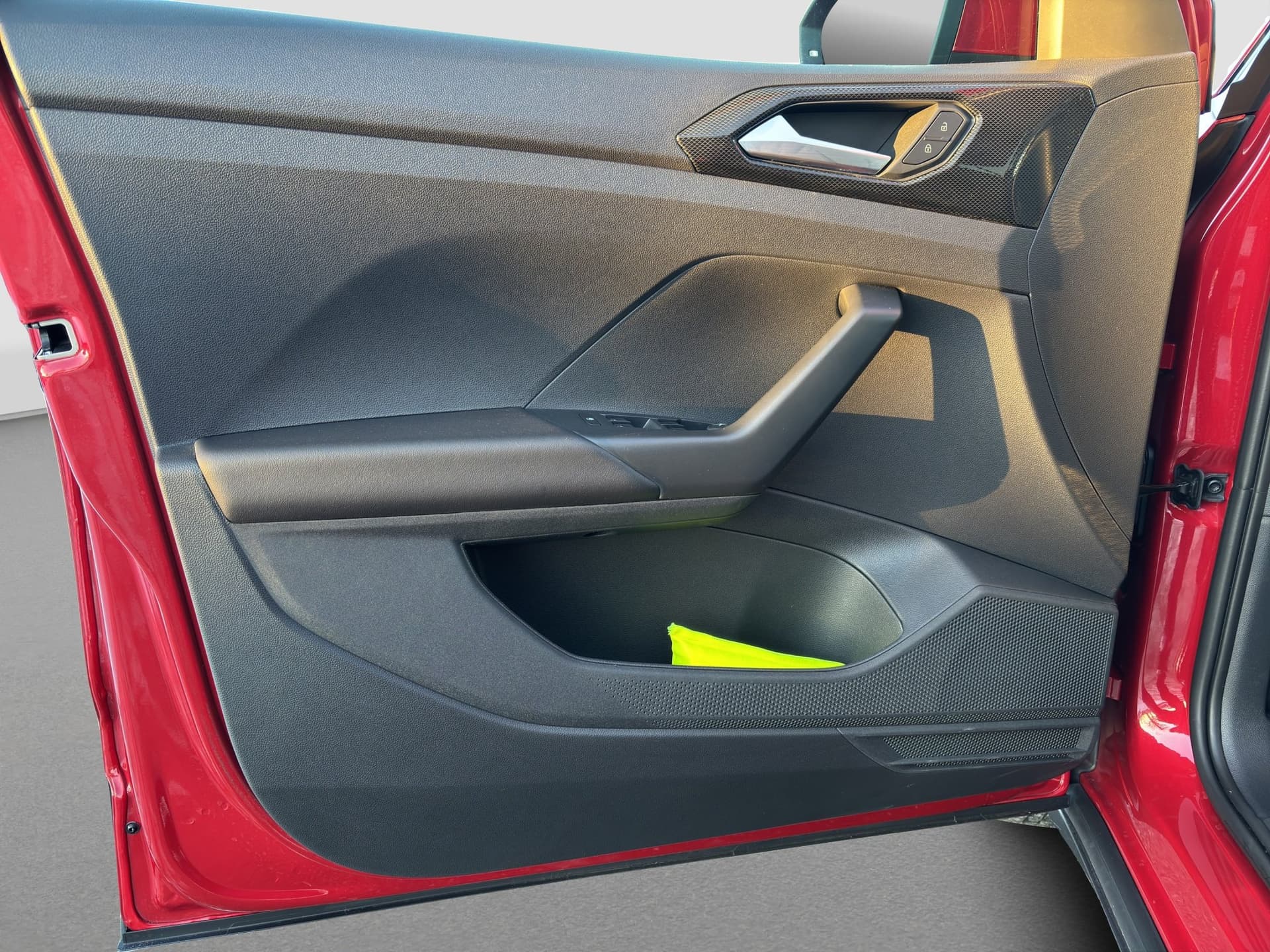 Volkswagen T-CROSS Life 1.5 TSI 150 PS DSG Navi ACC Kamera Bild 15