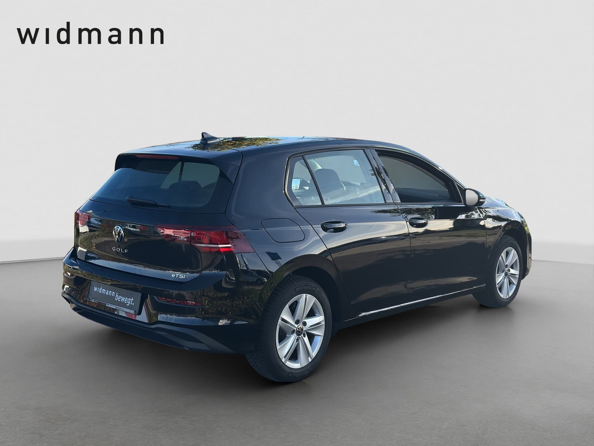 Volkswagen Golf Life 1.5 eTSI 115 PS DSG ACC Harman Kardon Bild 2