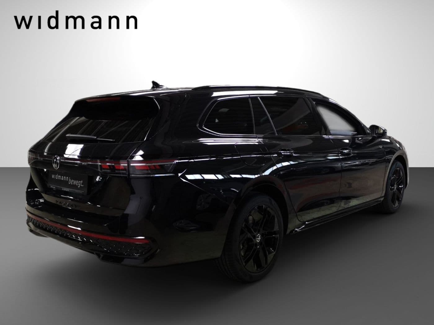 Volkswagen Passat R-Line 1.5 l eHybrid OPF / 85 KW (115 PS) 6-Gang-Doppelkupplungsgetriebe DSG Bild 4