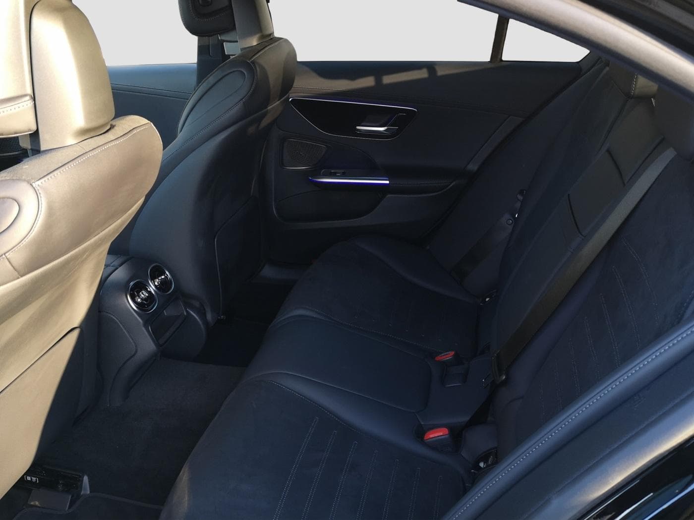 Mercedes-Benz C 300 d Bild 16