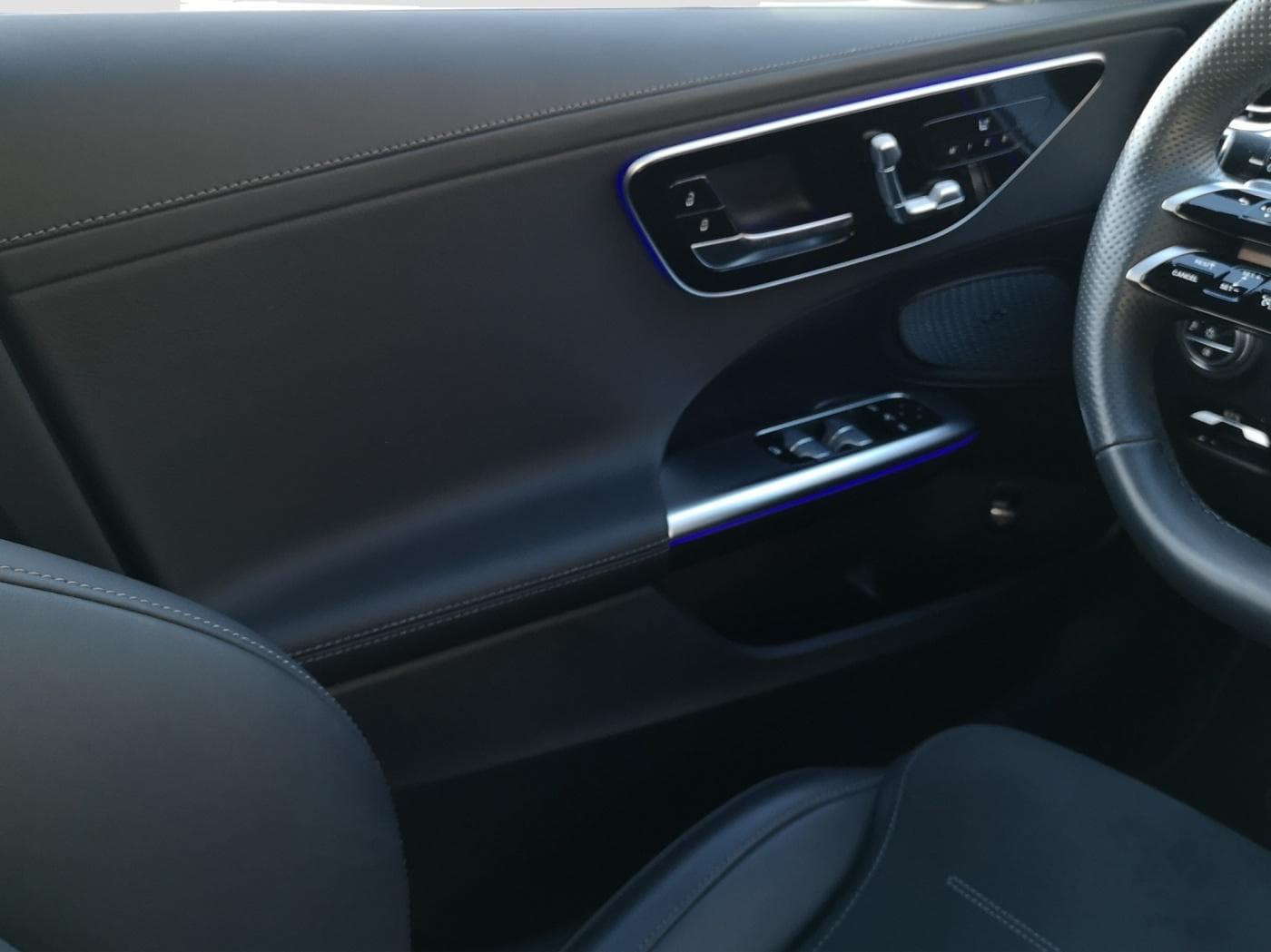 Mercedes-Benz C 300 d Bild 17