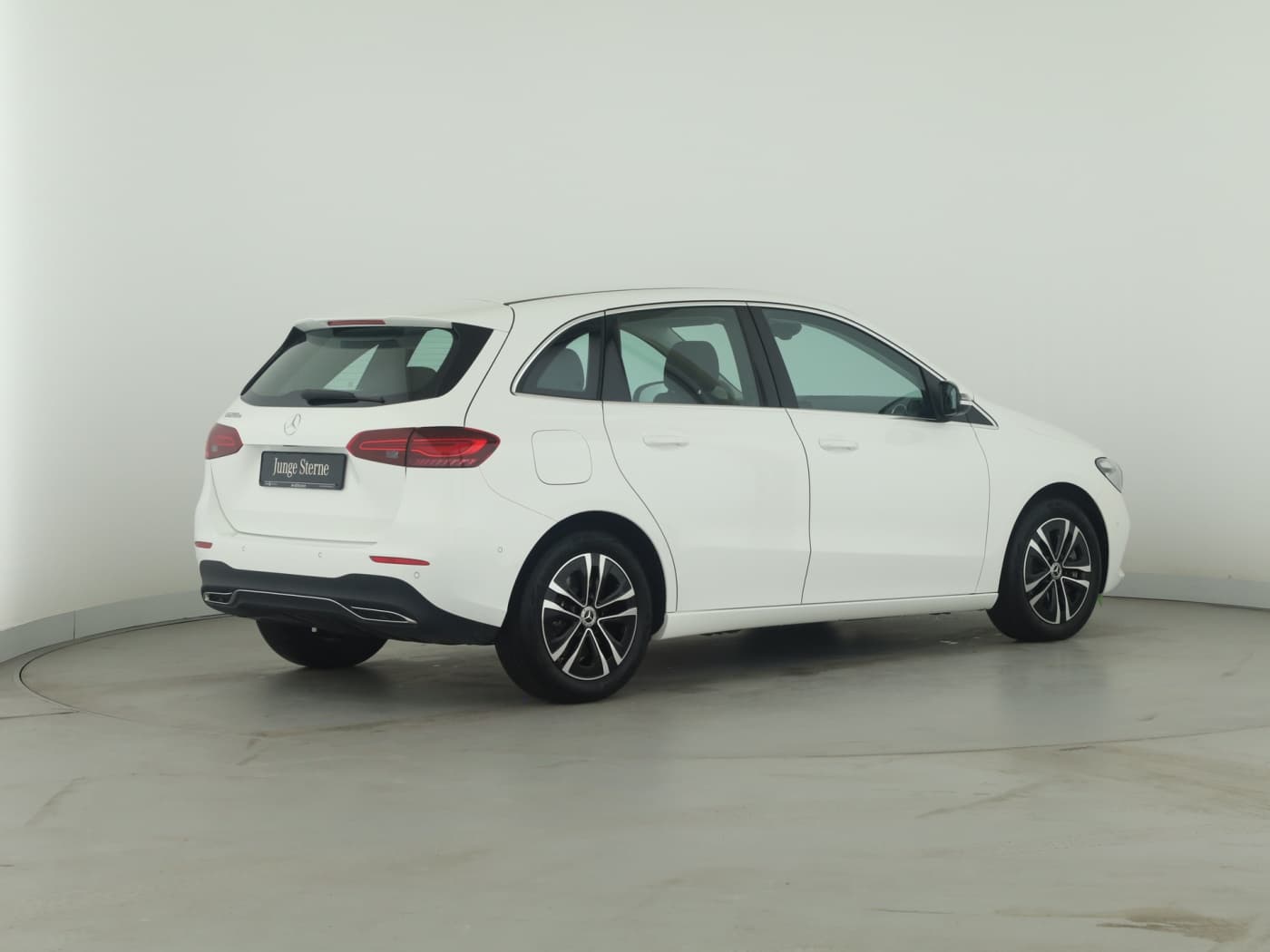 Mercedes-Benz B 250 e Bild 6