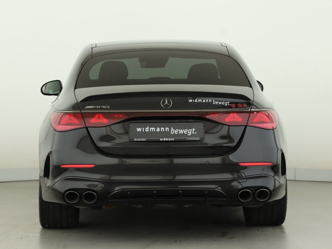 Mercedes-Benz AMG E 53 Hybrid 4MATIC+ Limousine Bild 4