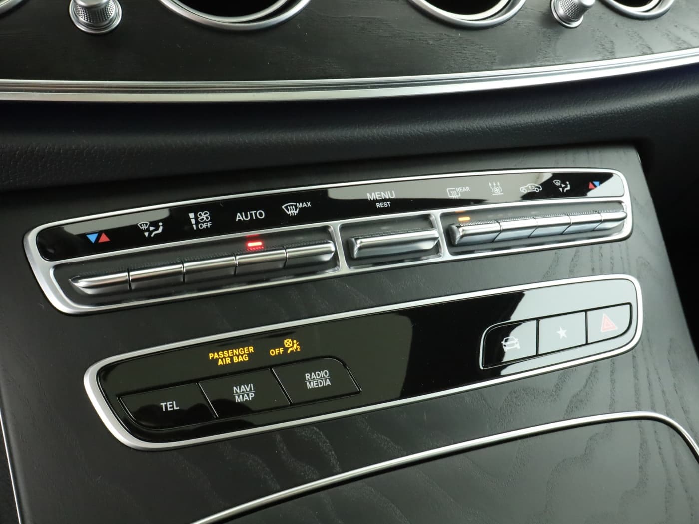 Mercedes-Benz E 300 d 4M T Bild 14