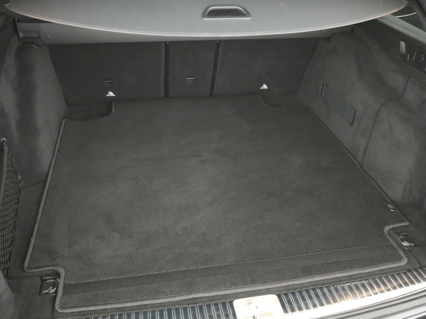 Mercedes-Benz E 300 d 4M T Bild 23