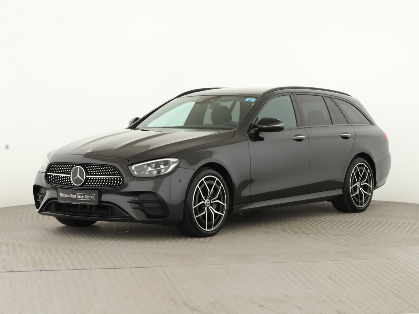 Mercedes-Benz E 300 d 4M T Bild 5