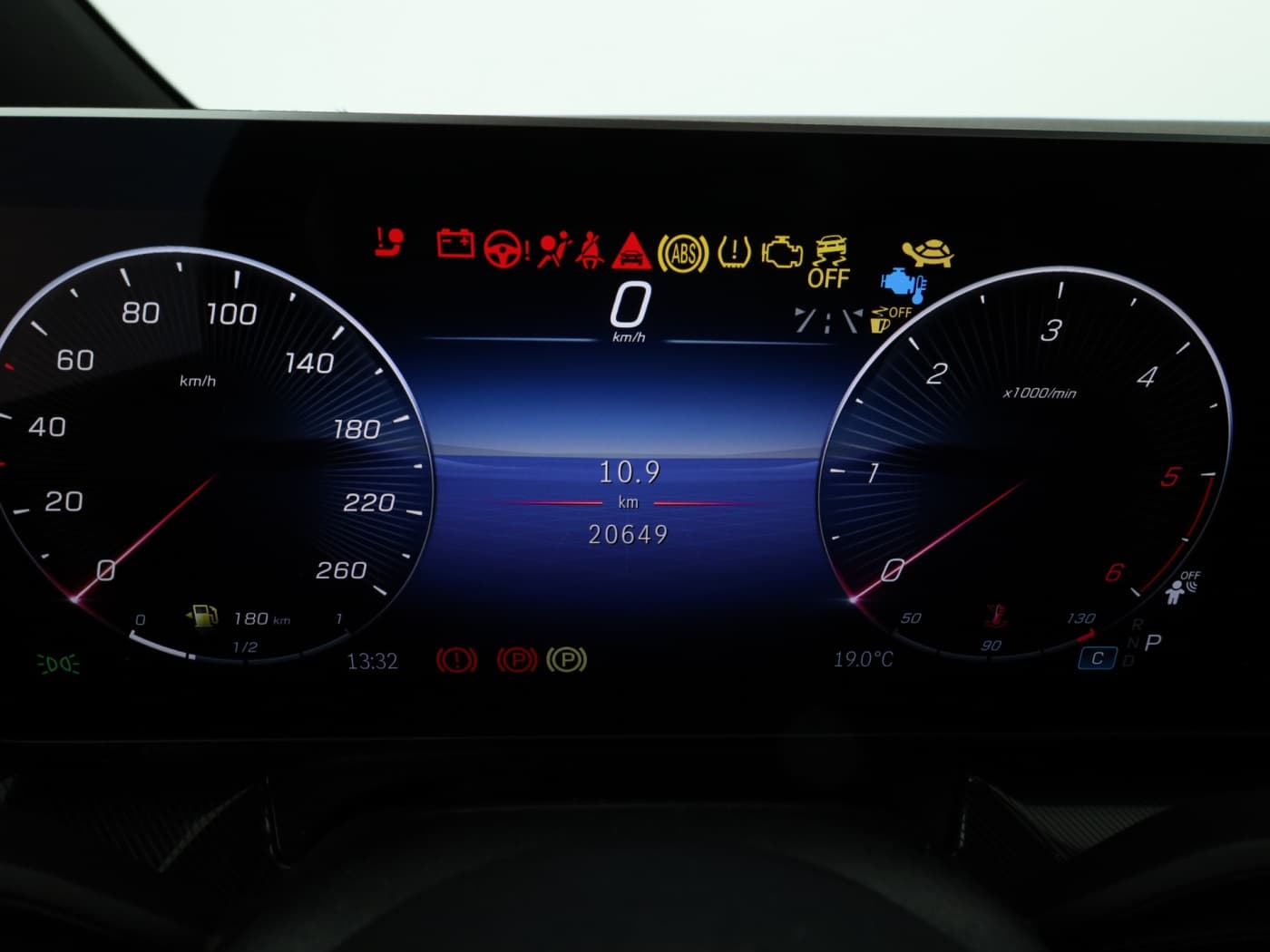 Mercedes-Benz V 220 d STYLE Lang Bild 12