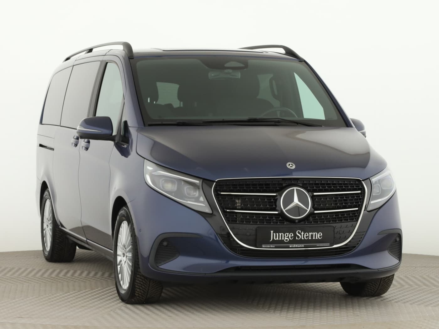 Mercedes-Benz V 220 d STYLE Lang Bild 3