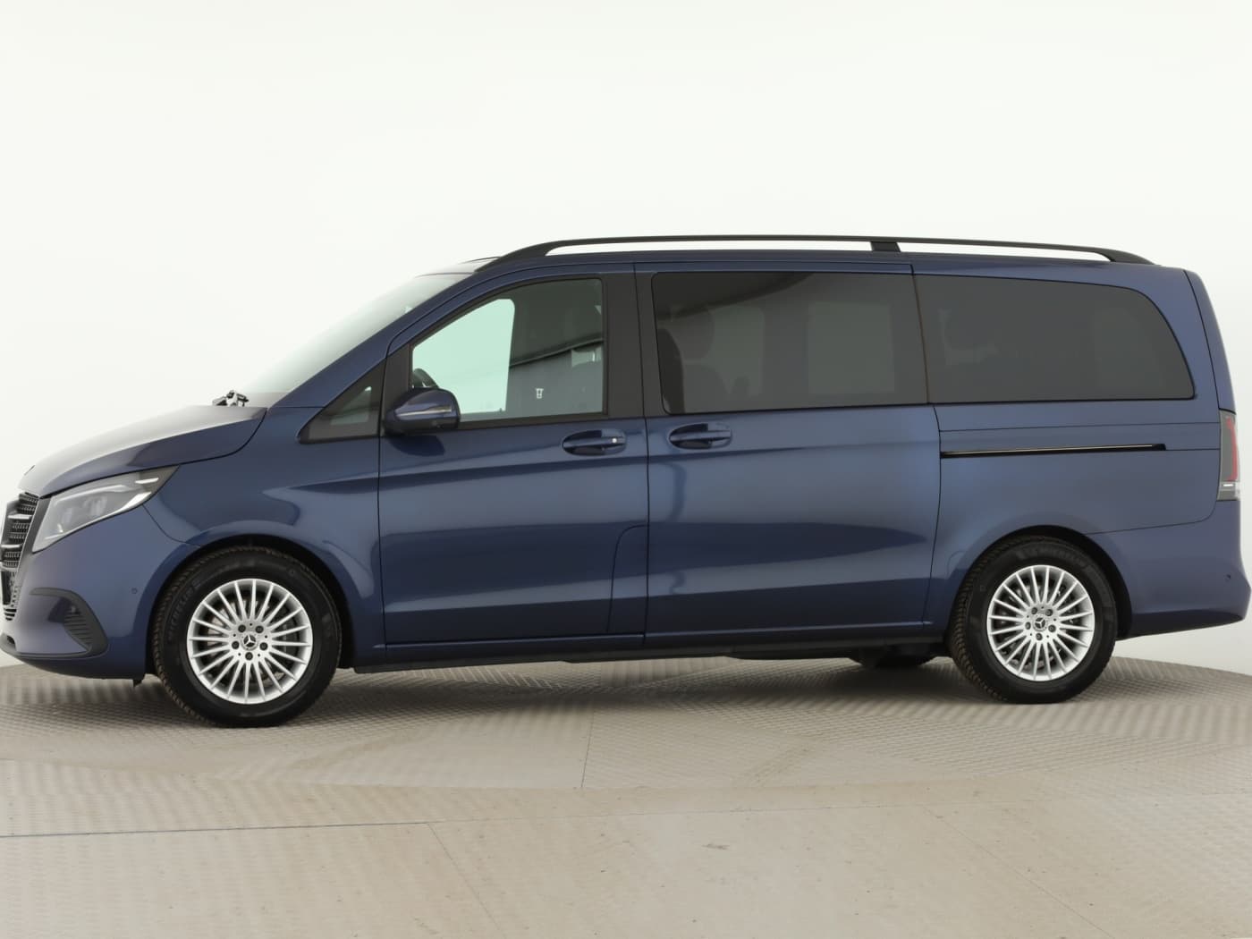 Mercedes-Benz V 220 d STYLE Lang Bild 7