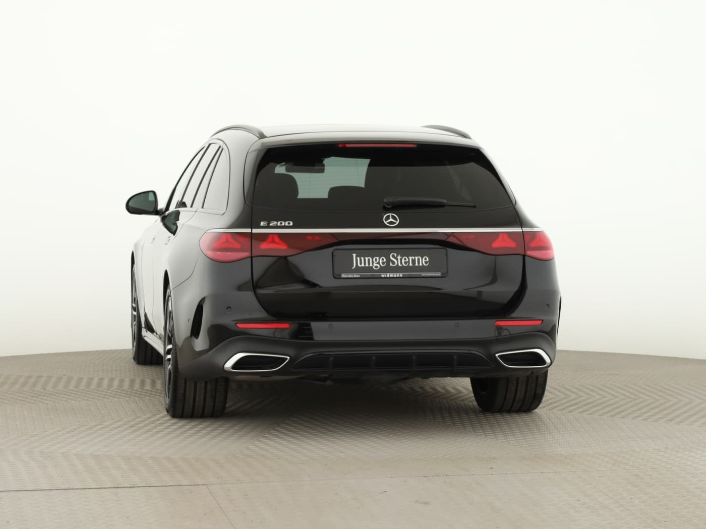 Mercedes-Benz E 200 T Bild 4