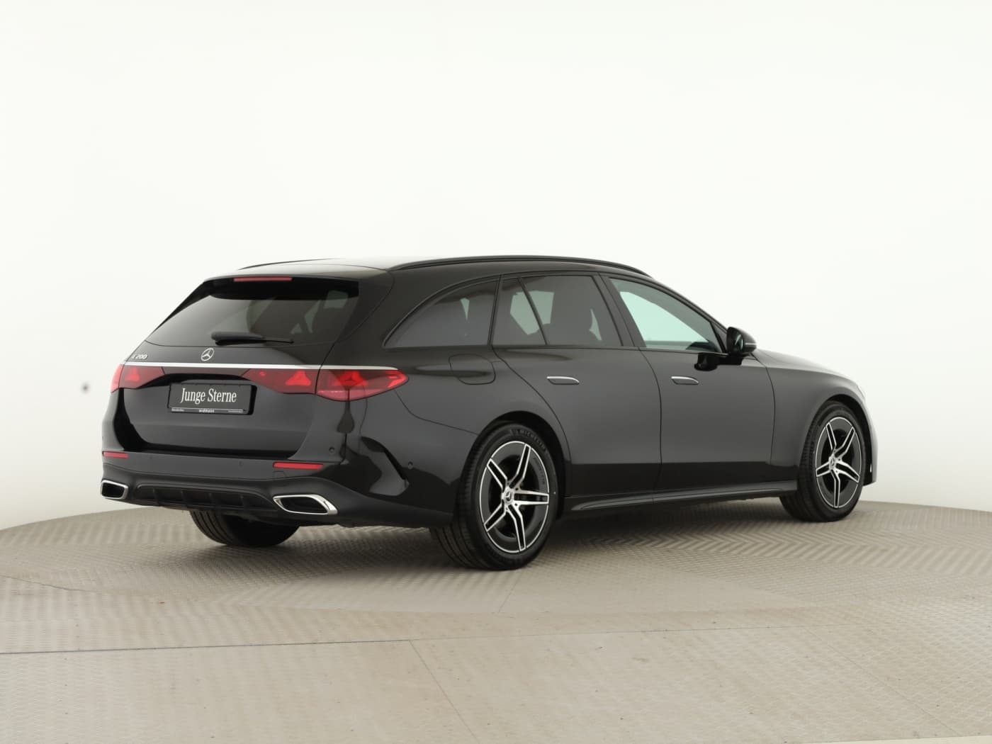 Mercedes-Benz E 200 T Bild 6