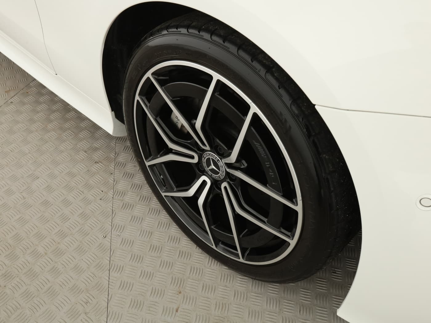 Mercedes-Benz E 300 Cabrio Bild 21