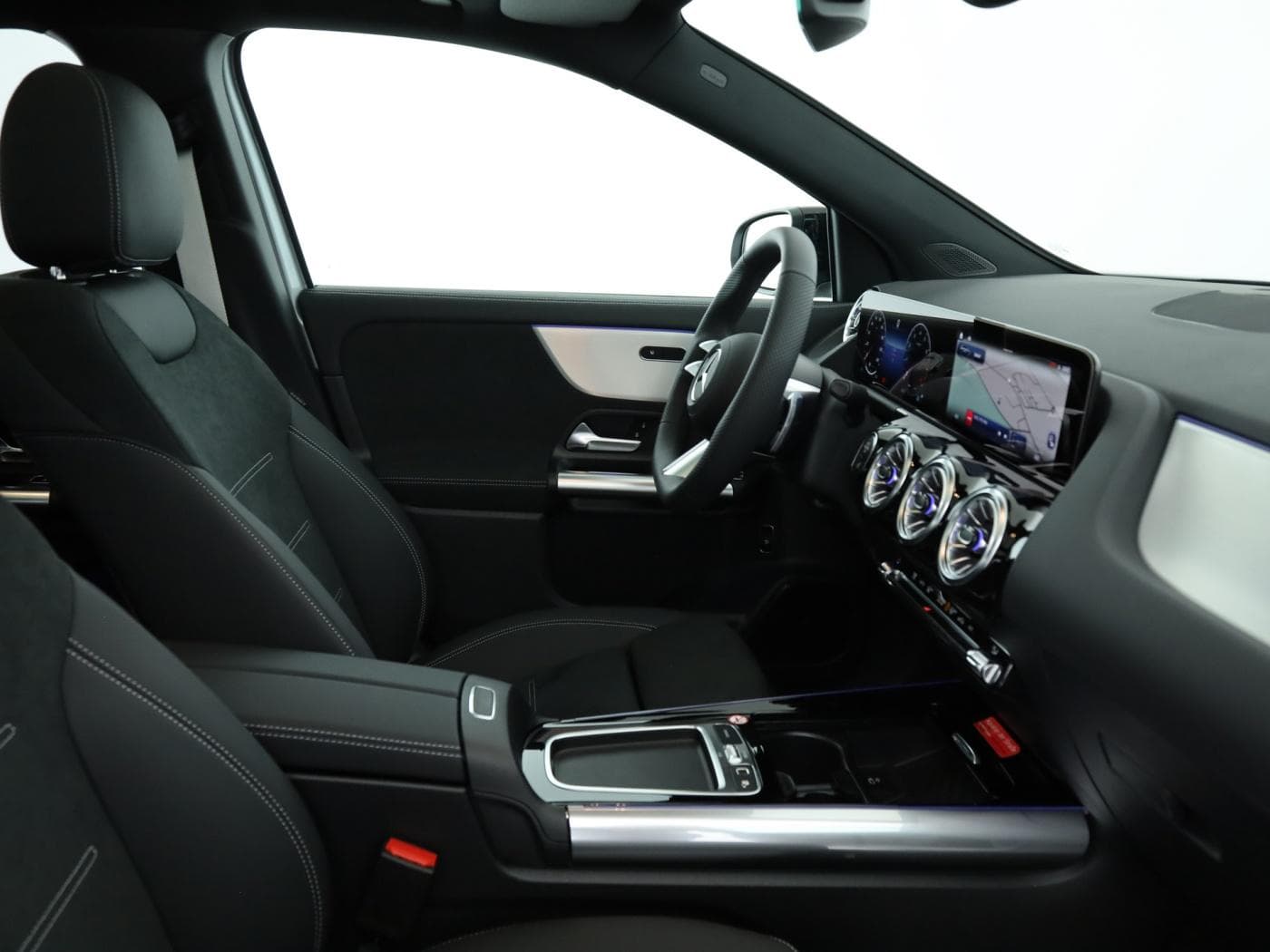 Mercedes-Benz GLA 180 Bild 17
